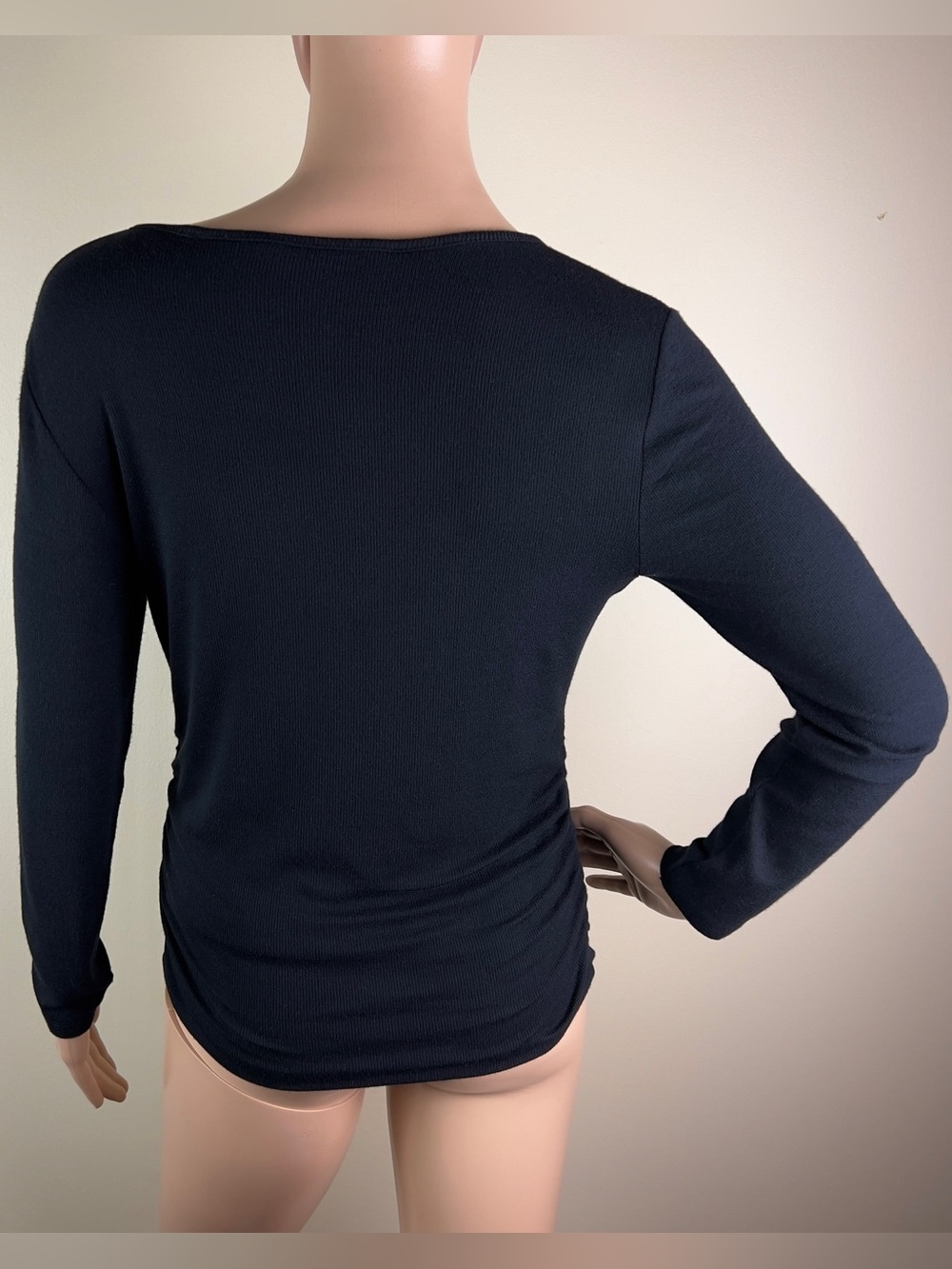 VERONICA BEARD BLACK SCOOP NECK KNIT TOP - Picture 5 of 5